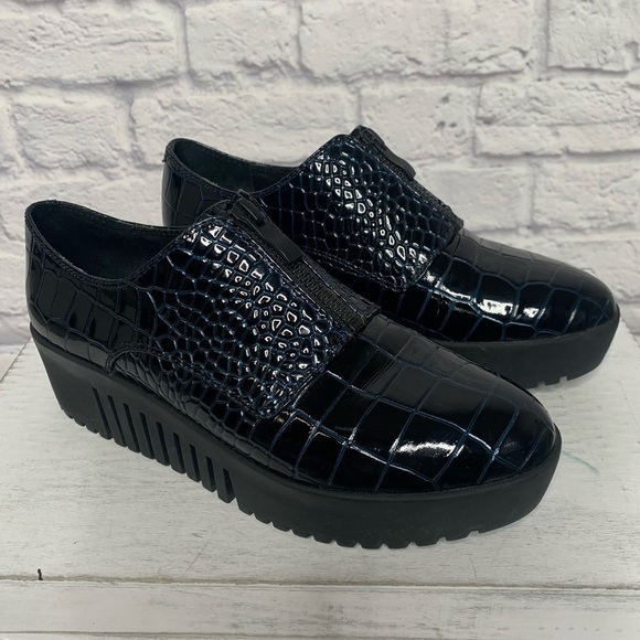 Opening Ceremony Crocodile Embossed Leather Platform Loafers - Picture 8 of 16